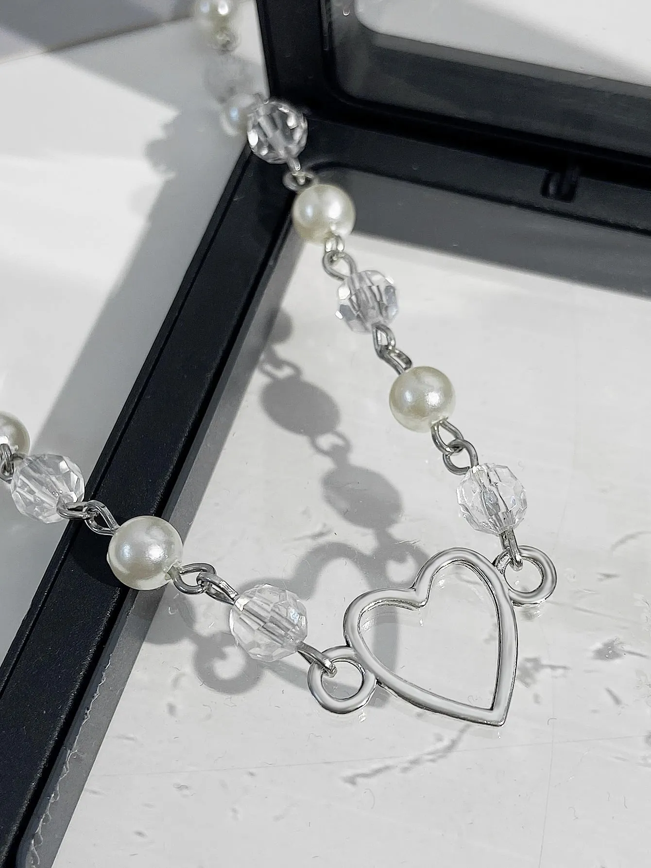 Bead & Faux Pearl Decor Heart Charm Necklace Dainty Necklace Novelty Necklace