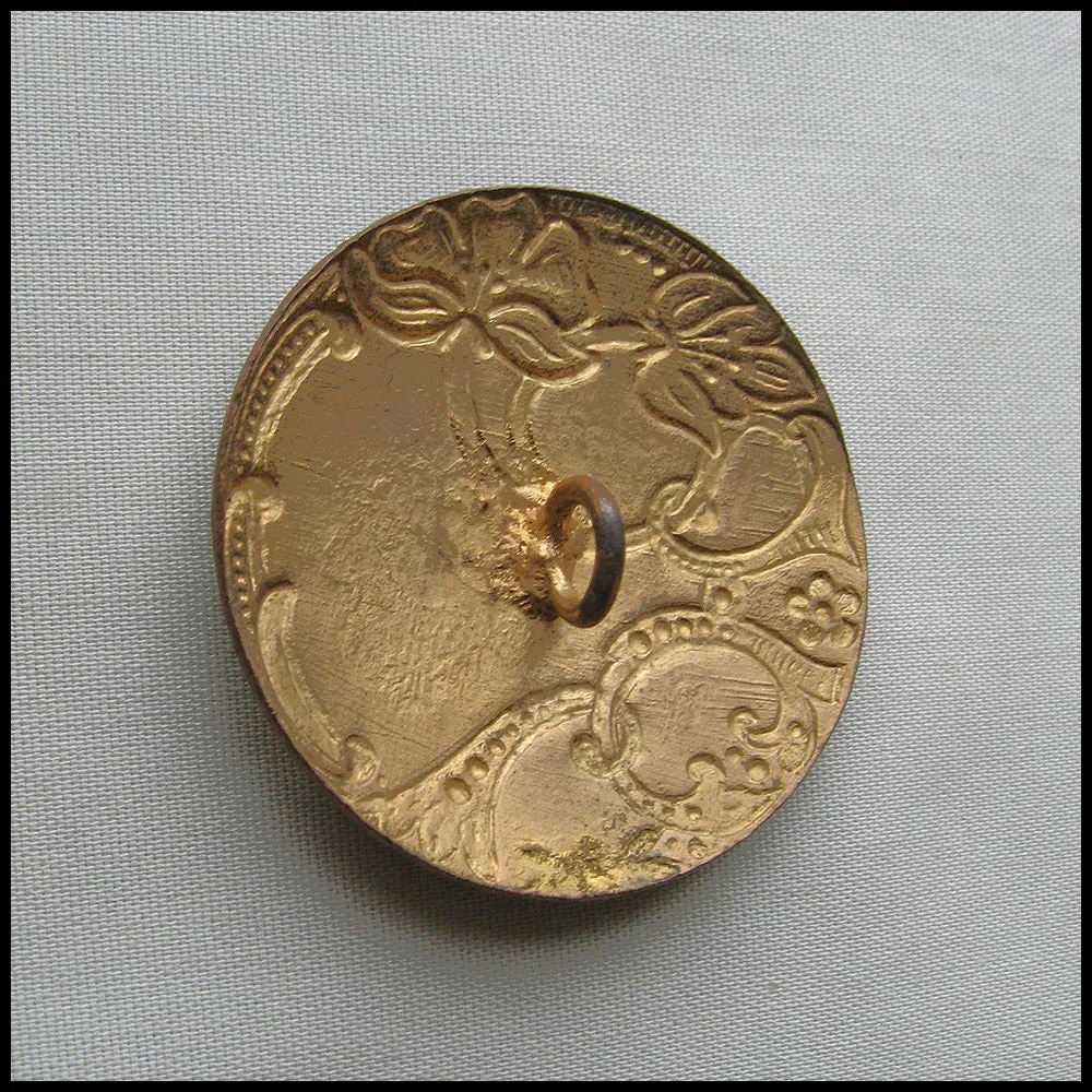 btvc257-Victorian champlevé enamel button, 1 1/4 inch diameter