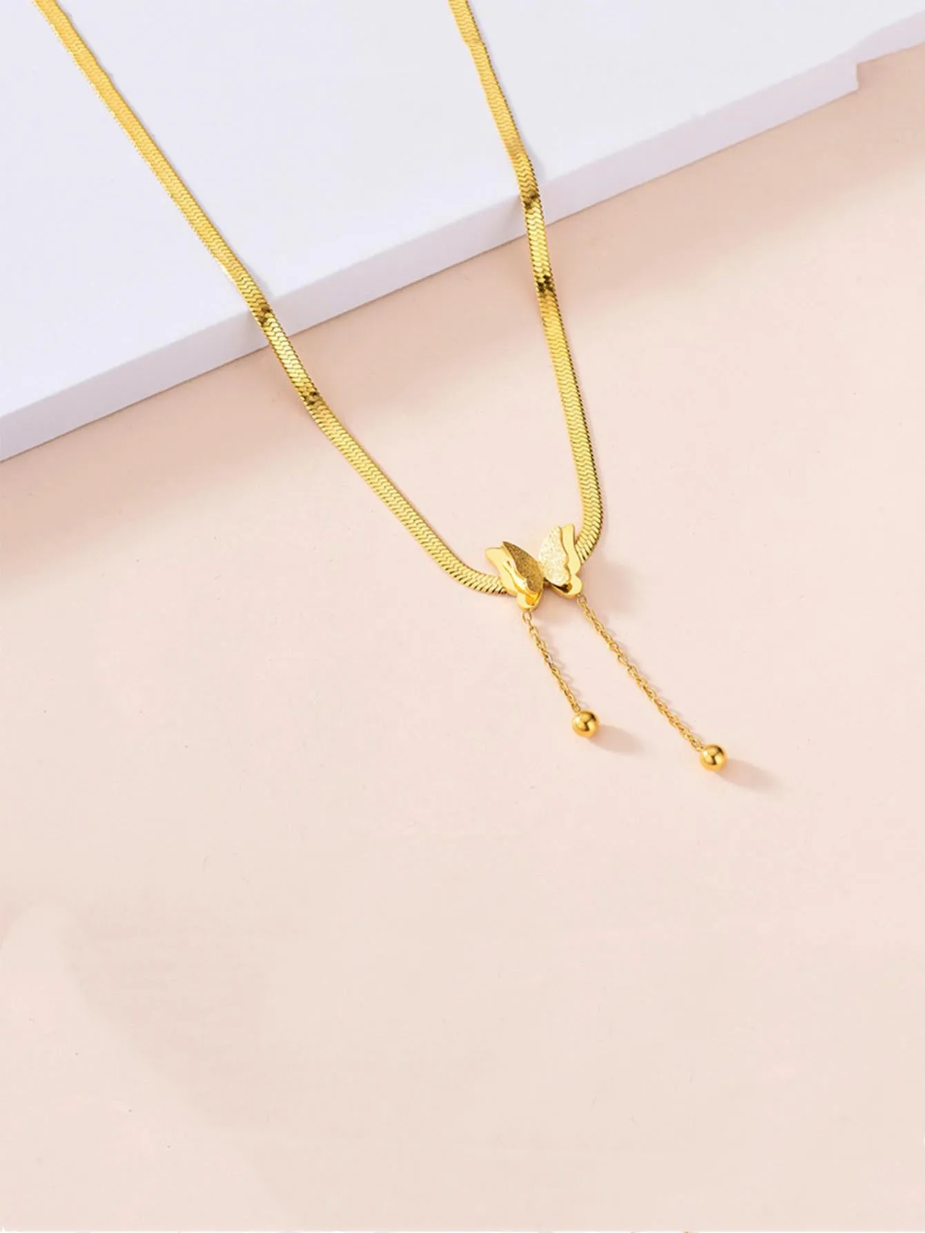 Butterfly Decor chain Necklace Dainty Necklace Novelty Necklace Creative